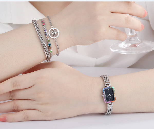 Montre Rectangle et de trois bracelets assortis pour femme