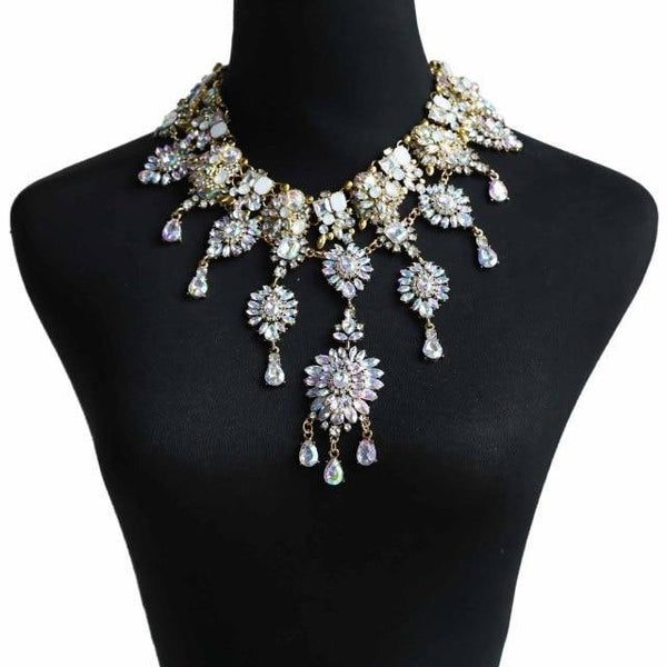 beautefeminine.fr bijoux ras du cou Model Y Collier tendance cristal et métal pour femmes