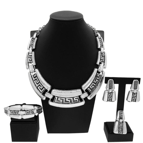 Clamanta Beauty Argent Chaine ras de cou la féminité jusqu’au cou