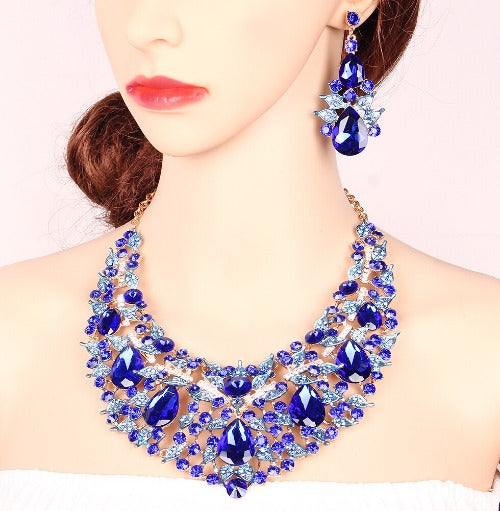 Clamanta Beauty Ensemble de boucles d'oreilles et collier en forme de feuilles