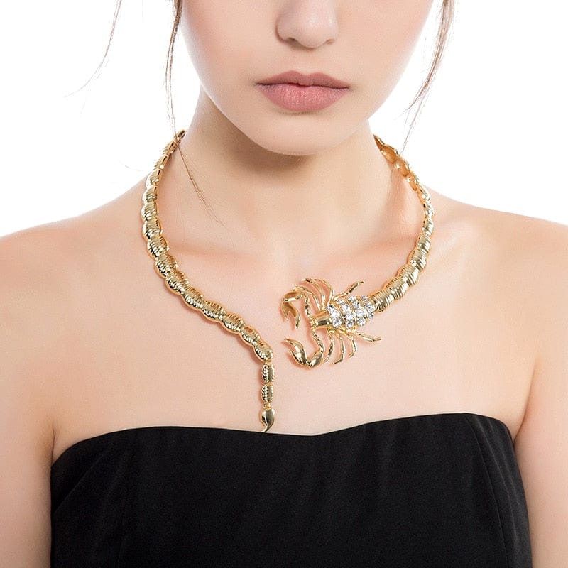 Clamanta Beauty Or Collier ras du cou en forme de scorpion en strass