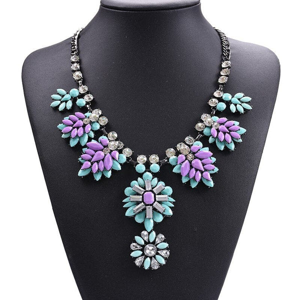 Clamanta Beauty Violet/Bleu Collier style bohème en acrylique pour femmes